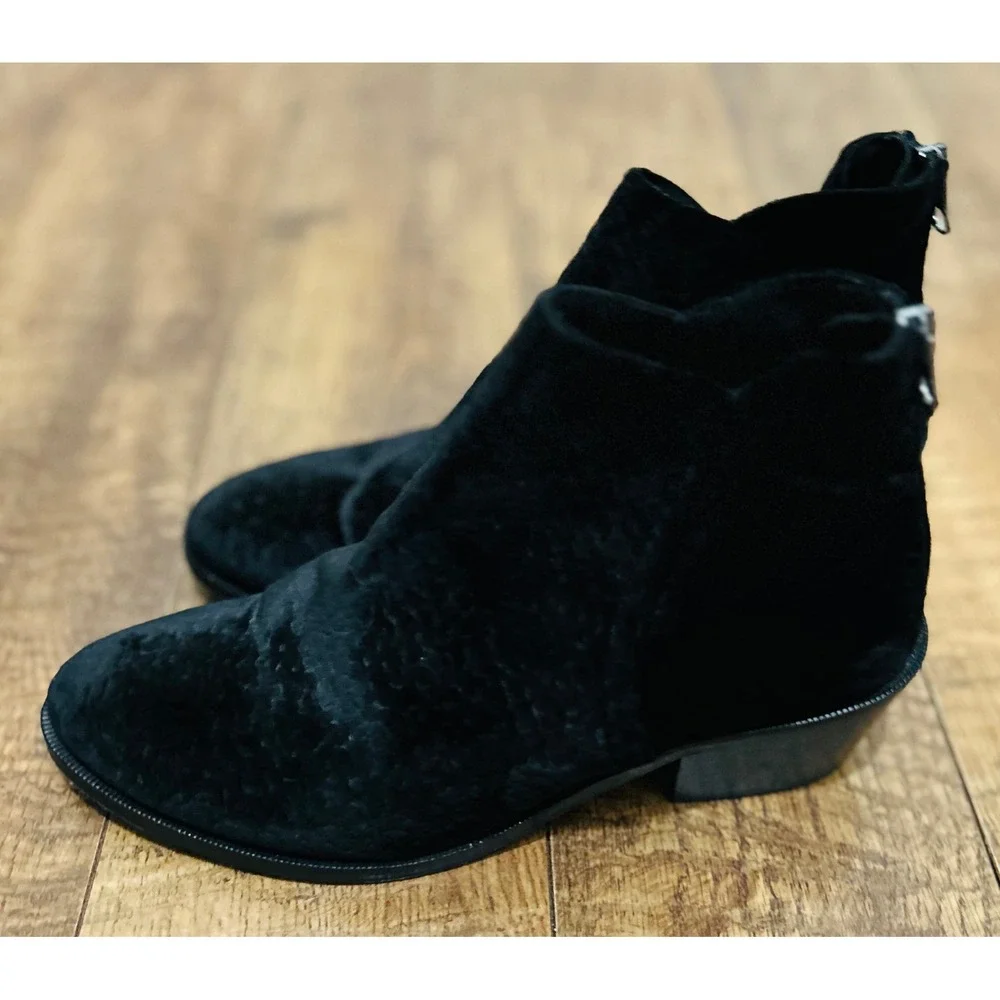 Ethem Black Velvet Ankle Boots Anthropologie Low‎ Heel Chic Fashion Shoes 6.5
